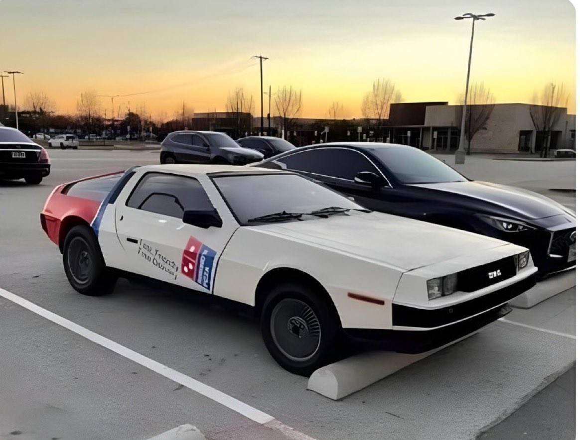 Super70sSports's tweet photo. Your order is on its way! Please open a window and listen for Guns N’ Roses to receive updates on your delivery’s status. https://t.co/dQPtZrxwoW