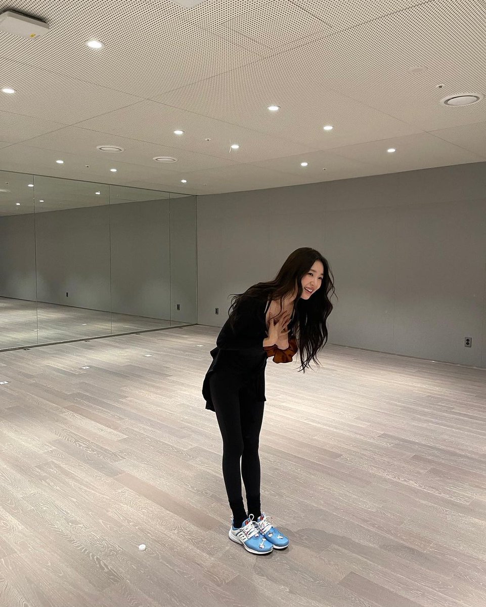 nemz_801's tweet photo. I need my Monday Ti-fairy booster 
#TiffanyYoung #티파니영 https://t.co/i7dGTO1i5v