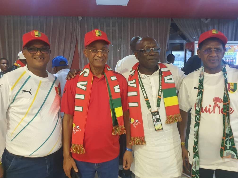 Cellou_UFDG's tweet photo. J’étais heureux d’assister ce dimanche au stade ADO d’Ebimpé à la victoire du Syli national sur l’équipe de Guinée Équatoriale qualifiant ainsi notre Syli pour les 1/4 de finale de cette 34ème CAN.

Félicitations et courage à notre équipe, à l’encadrement et au peuple de Guinée. https://t.co/caBjpQSyRg