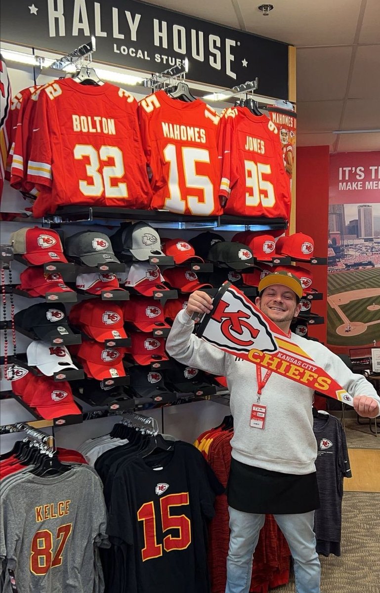 Rally House tweet media