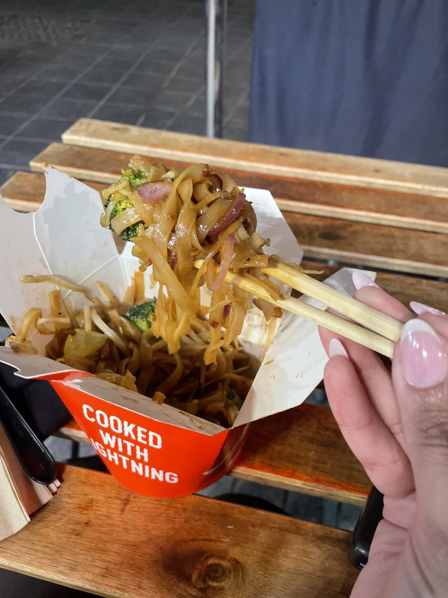 غانيمااه 🇰🇼 tweet media