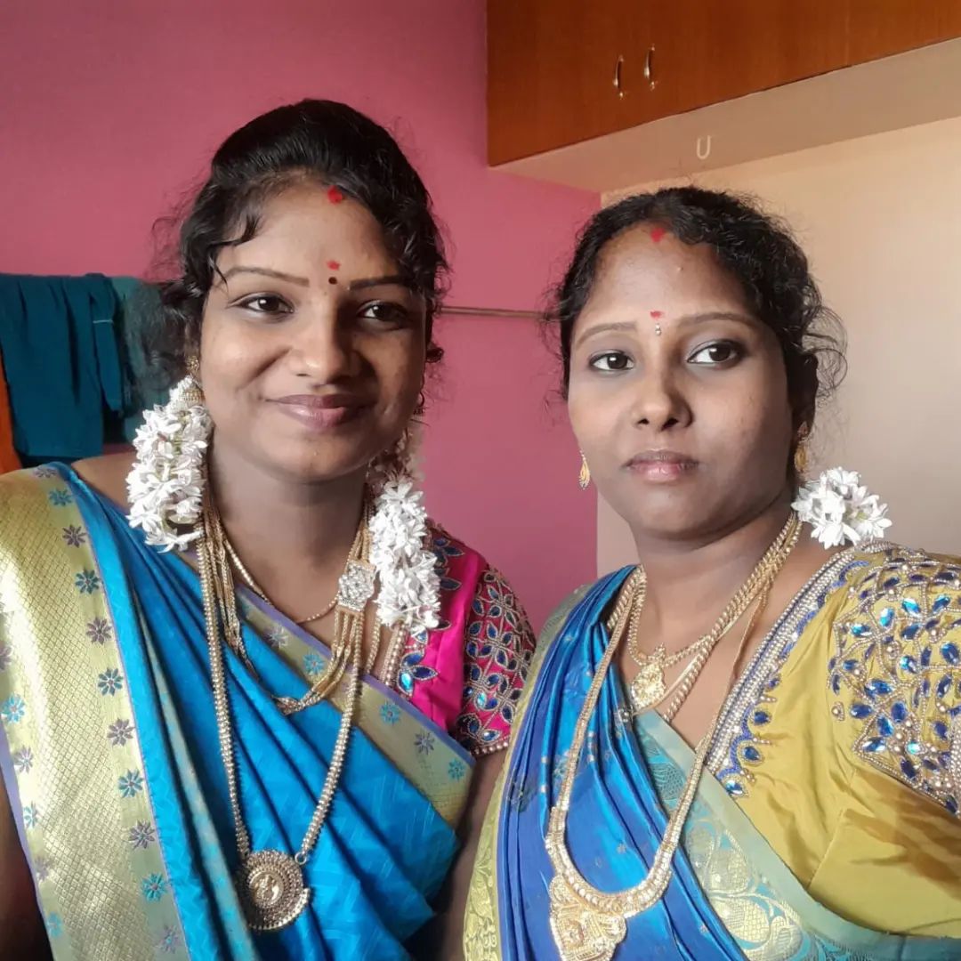 SeethaMuth8625's tweet photo. இவர்களை என்ன பன்னுவிங்க https://t.co/2na54u1yZi