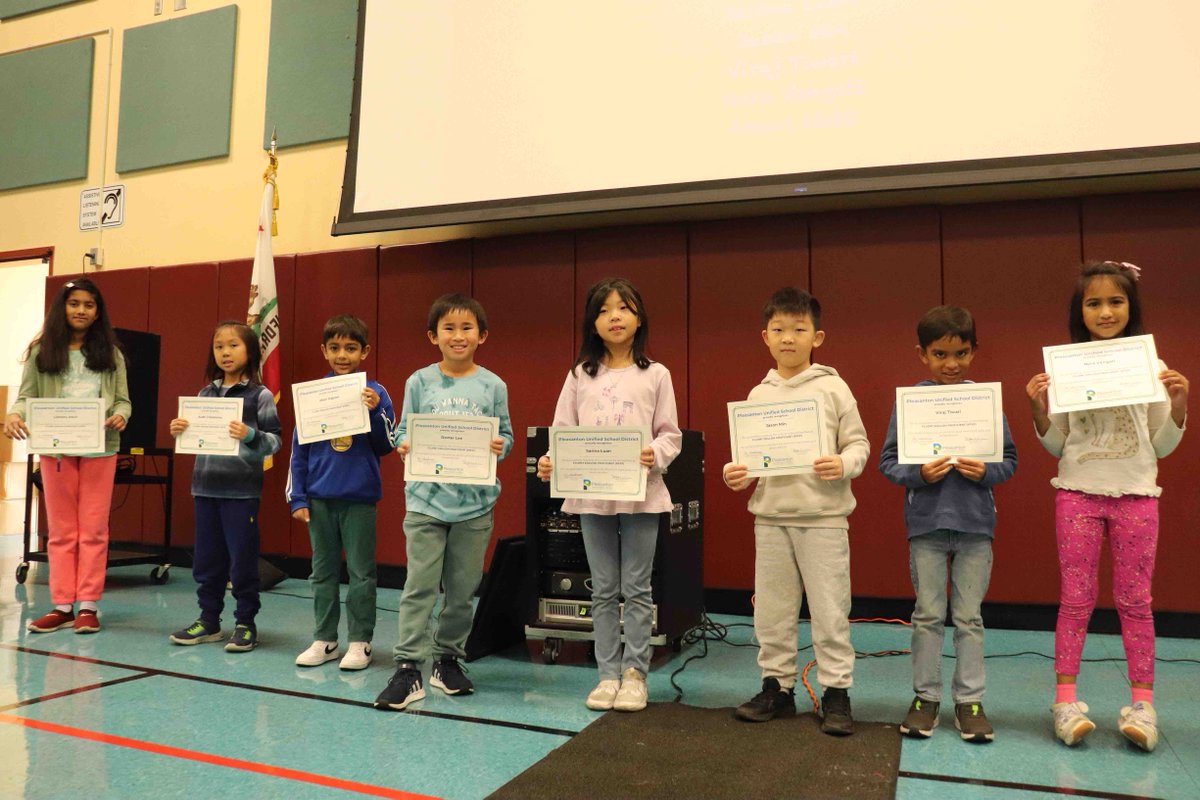 PleasantonUSD's tweet image. Loved celebrating our newly fluent English speakers with our Hearst Elementary Monarchs! #PUSDedu