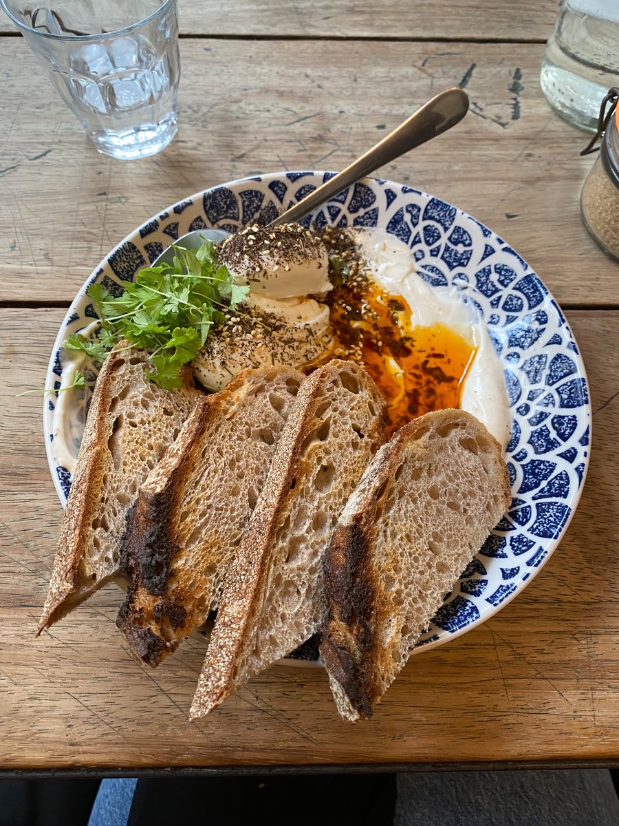 a rare weekend off enjoyed with the best brunch in manchester <a href="/FederalCafeBar/">Federal Cafe & Bar</a> 🫶🏽🕺✨