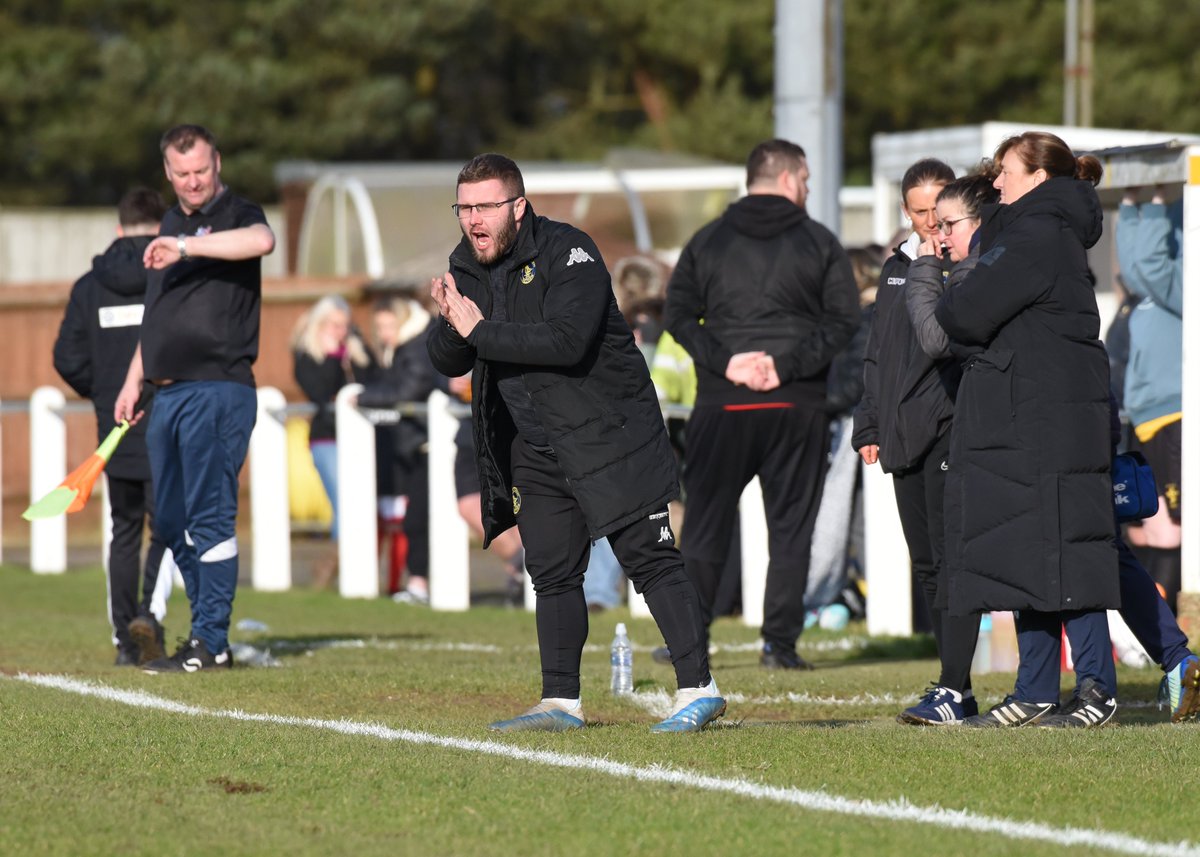 Smudgerlinnet's tweet photo. Photos from @FakenhamTownLFC v @LynnLadiesFC https://t.co/3BPWq2OxuF