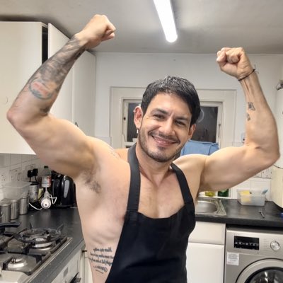 AlanTopchef's tweet photo. #NewProfilePic https://t.co/QrFeJyCiSV