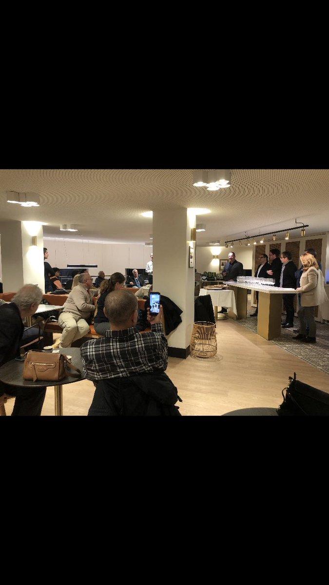 Les Radicaux du Sud ont célébré leurs vœux dans une ambiance chaleureuse et enthousiaste.

Parmi leurs vœux: être acteurs aux prochaines échéances.

Je m’y engage !

Belle année 2024 à tous.