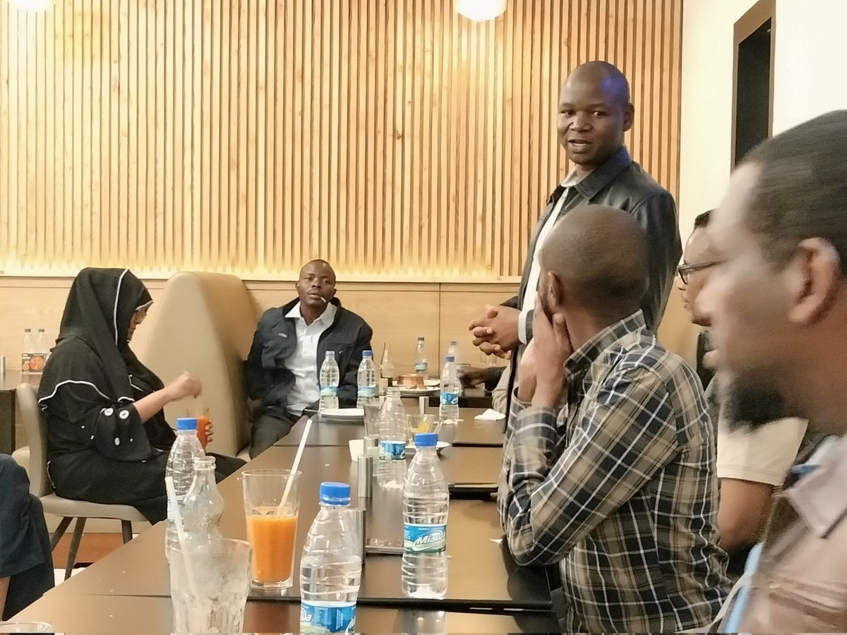 The team from MANDERA County have tonight been hosted for a dinner in Addiss Ababa-Ethiopia by the Somali Regional Minister of Lands and Urban Planning.Discussions were on partnership and collaboration on pastoral land governance.