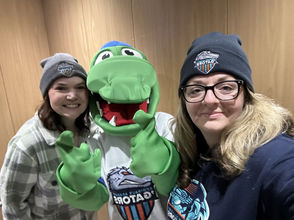Here we are proud to represent <a href="/AdmiralsAcad_NL/">Admiral’s Academy Navigators 🏳️‍🌈</a> with very special guest, Sammy the Gator! 🐊 🥅 🏒 <a href="/McgovernClass/">Mrs. McGovern’s Class</a>