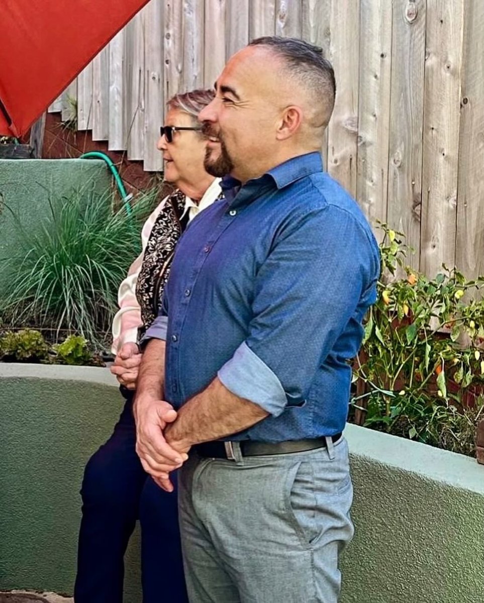 Fidencio Gallardo has been the best teacher for 27 years passionately dedicated and committed to his students. Fidencio has worked w/ all his communities for yrs in BD5. He is ready to continue serving the students, families, teachers, & staff of LAUSD BD5.