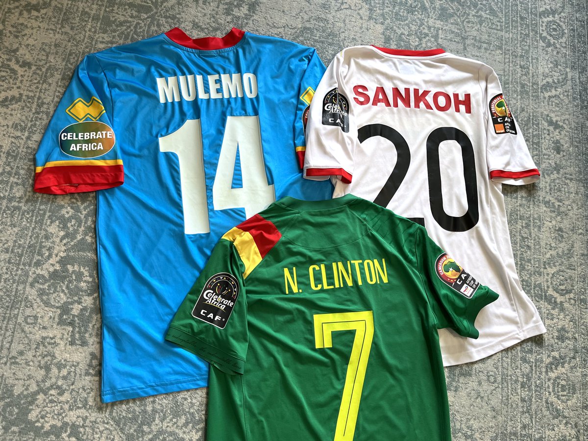 #AFCON2023 Six AFCON shirts from six different years: 🇩🇿 Algeria 2000 (Rafik Saifi) 🇿🇼 Zimbabwe 2004 (Alois Bunjira) 🇲🇱 Mali 2008 (Frédéric Kanouté 🇨🇩 DR Congo 2013 (Landry Mulemo) 🇬🇳 Guinea 2015 (Baissama Sankoh) 🇨🇲 Cameroon 2021 (Clinton N'Jie) More: worldshirts.net