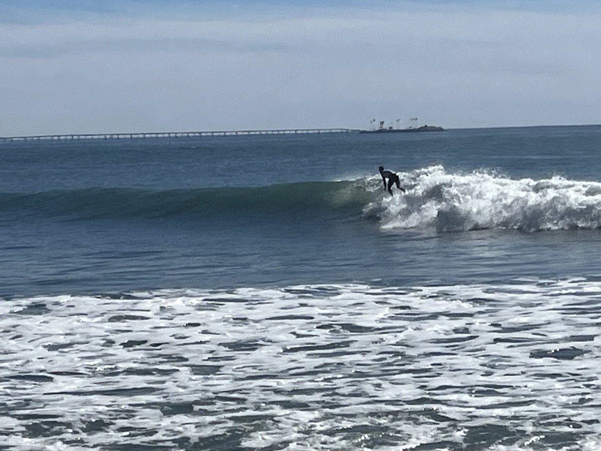 805 and beyond legend Dane Reynolds this morning at Rincon Classic. Beautiful day and conditions. #lareina #rinconclassic