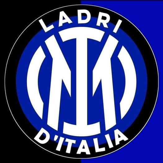 Dategli quella seconda stella di cartone e chiudiamola qui.
Tutto questo non ha alcun senso.
#FiorentinaInter