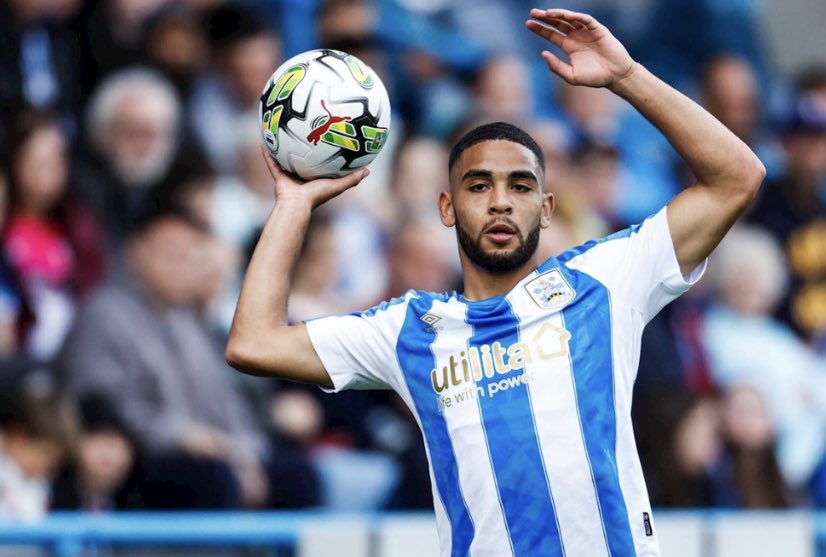 Can we just put some respect on this kids name another great performance today looks so comfortable as a defender and playing forwards feels like a signing made tbh he’s come on loads #htafc #huddersfieldtown