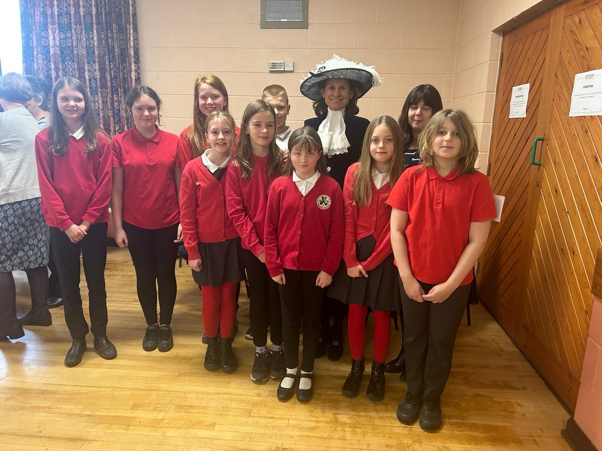 @hscumbria (@hscumbria) on Twitter photo When I visited Endmoor last week it was an honour to meet Year 6 and Head Teacher, Mrs Edmondson of <a href="/patrick_primary/">St Patrick's CE Primary School</a>
🏫Lovely to see the next generation of potential volunteers at the presentation.
Thank you for the beautiful flowers 💐
#cumbria When I visited Endmoor last week it was an honour to meet Year 6 and Head Teacher, Mrs Edmondson of <a href="/patrick_primary/">St Patrick's CE Primary School</a>
🏫Lovely to see the next generation of potential volunteers at the presentation.
Thank you for the beautiful flowers 💐
#cumbria