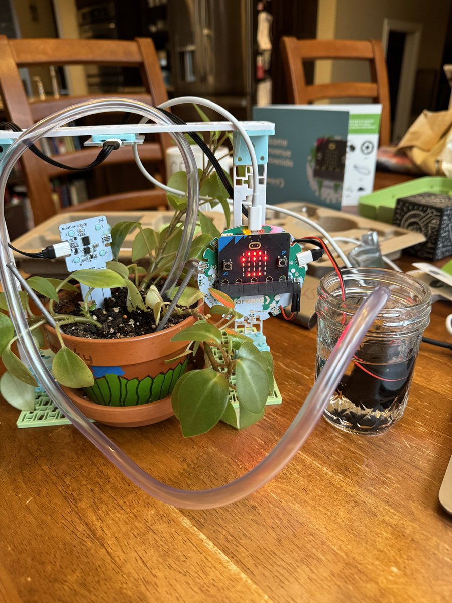 STEM To Them Mobile Science Lab MCCSC tweet media