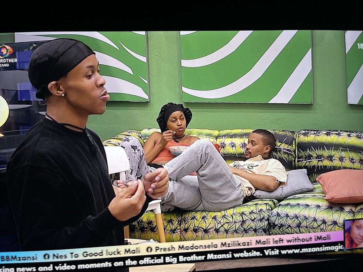 sedibeko's tweet image. #Biggie and being spicy!!! #youngpapi #Zee #sinaye... 3 some ? #bbmzansi