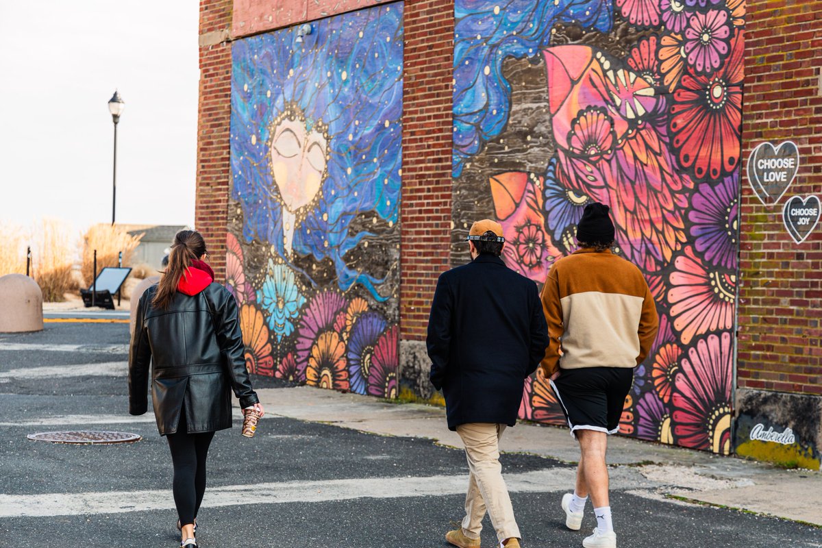 tvdowntime's tweet image. 👉This way to experience New Year's Eve with Downtime TV 

 DTV brings you along for the adventure, laughs and lots of walking as we rang in the new year in New Jersey &amp;amp; Staten Island with family and friends ! 

👉New vlog 🔗 youtu.be/-RZXbkz7NaE?si…
.
.
.
.
#vlogsquad #vloglife