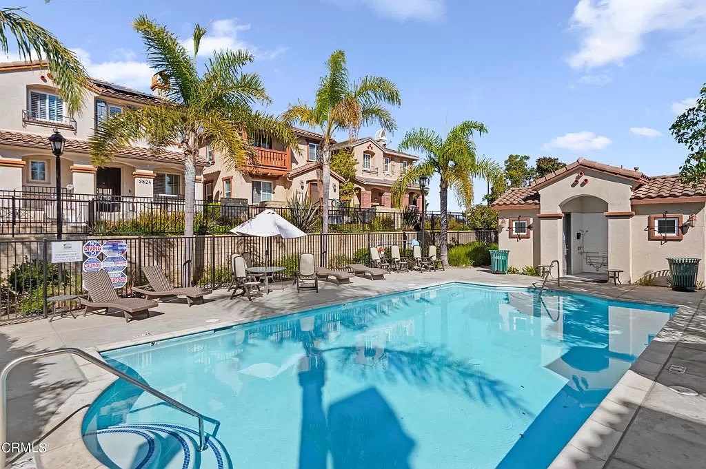 Open House 1-4pm 2824 Yacht Way #Oxnard #California 4 Bed 3 Bath 2,024 sqft $750,000 who do you know looking to buy/ sell a home? I’m never too busy to help you and your referrals