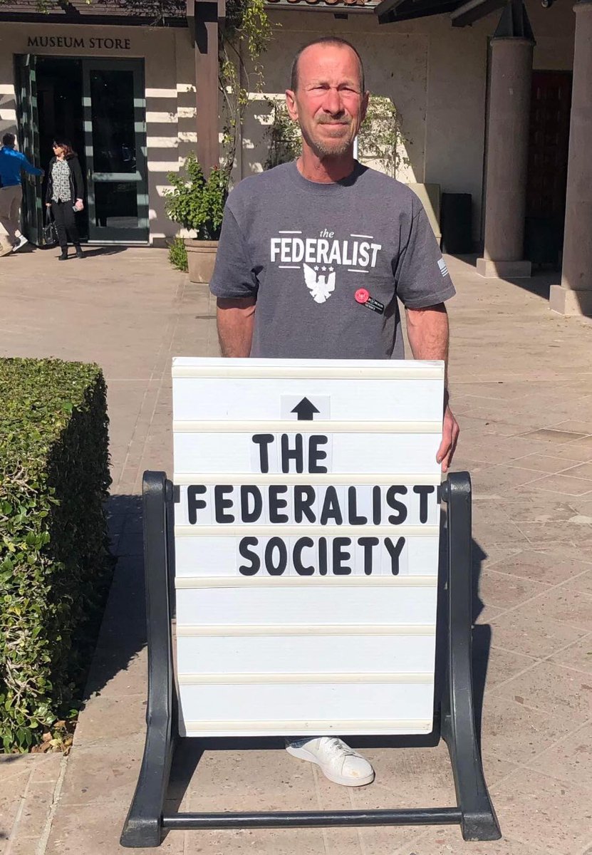 madteaparti's tweet photo. I happen to wear this shirt at Reagan library,
so of course I went in😄
@FDRLST https://t.co/Znio2YtwuR