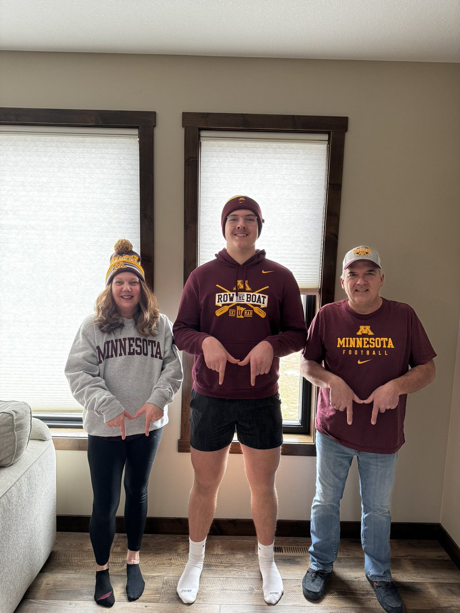 Staying Home!! 〽️〽️
<a href="/GopherFootball/">Minnesota Football</a> <a href="/Coach_Fleck/">P.J. Fleck</a> <a href="/Callybrian/">Brian Callahan</a> 
#RTB #SUM