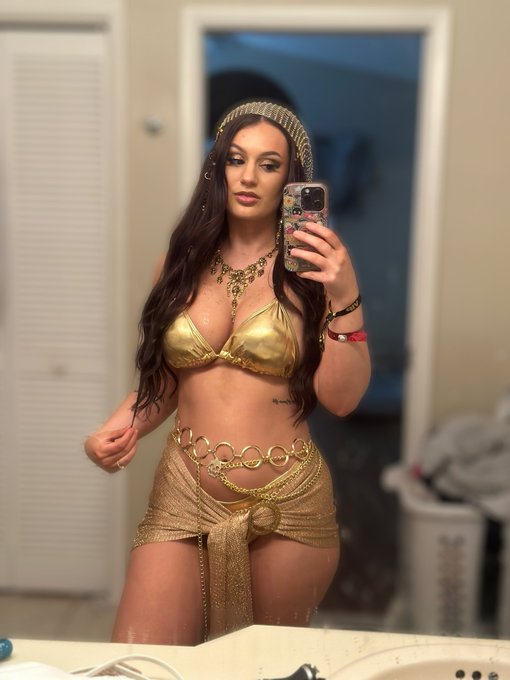 Such a fun weekend 🌟🏴&zwj;☠️ #gasparilla2024 https://t.co/pMcJjI4IUF<a href="/tag/gasparilla2024"class="tags">#gasparilla2024</a>