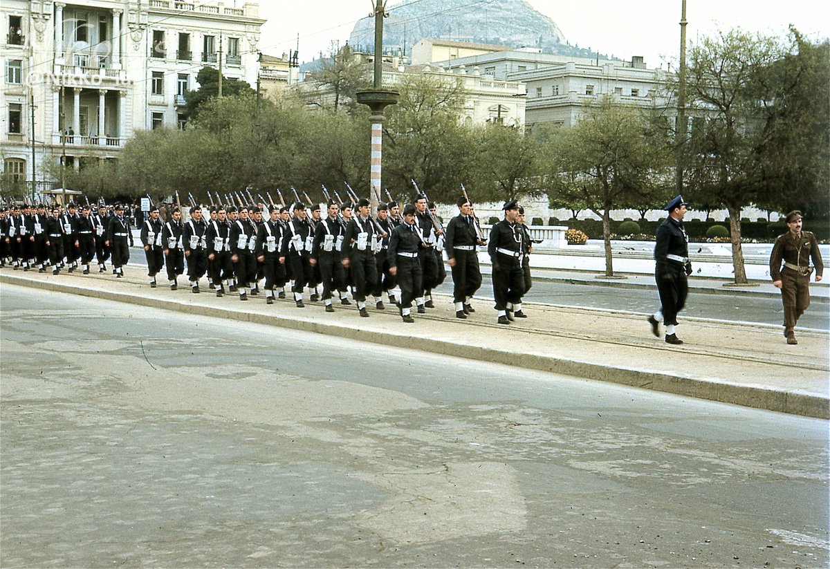 1950.
Πλατεία Συντάγματος.
#HellenicArmy