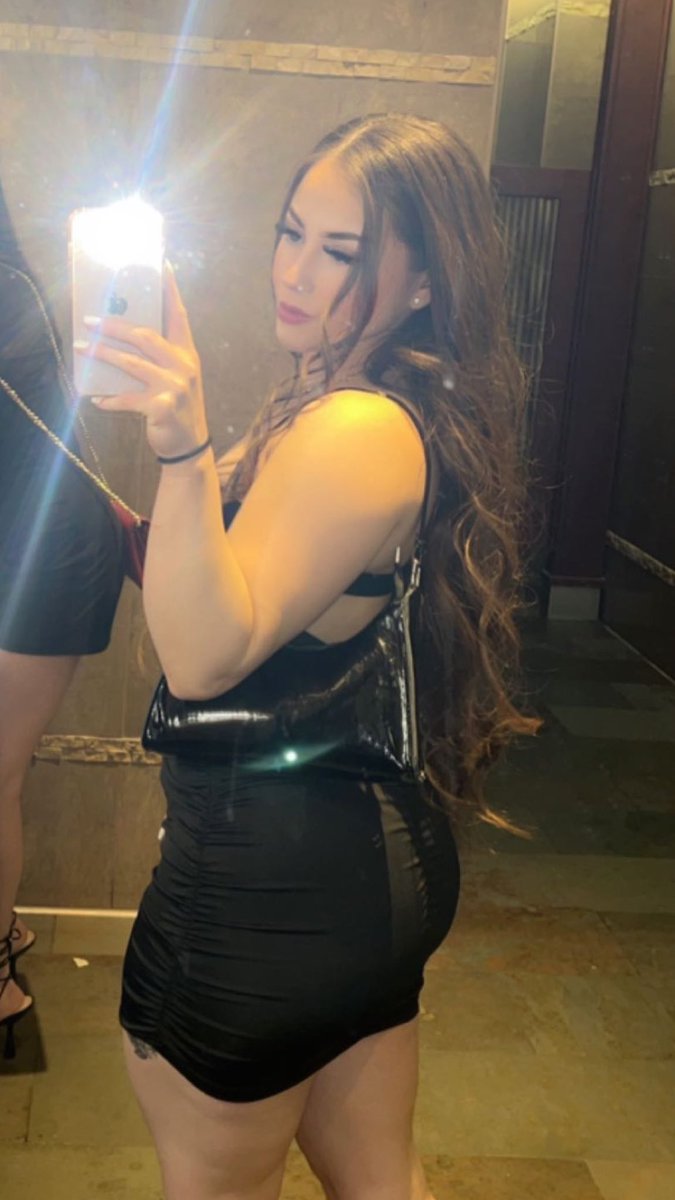 miniques11's tweet photo. 🖤 https://t.co/W5xvbaHmVM