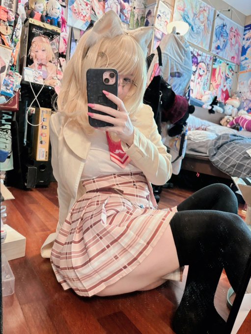 Hi Honey I&rsquo;m home _(:3 」&ang;)_ https://t.co/LKZ2PVXrhi