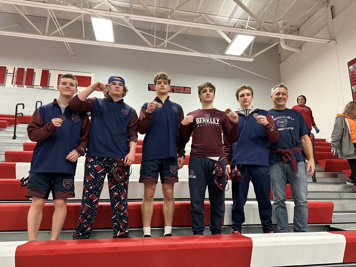 Five Varsity Boys took home medals from Livonia Churchill Saturday 
Tyson Danescu 2nd
Elliot Hoff 3rd
Thomas Dauphin 3rd
Ben Bullock 5th
Brandon Levine 6th