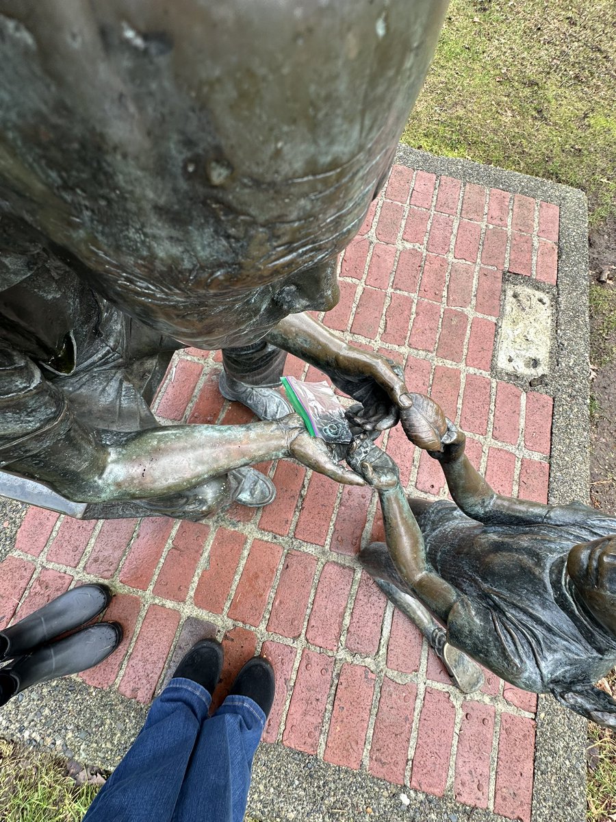 ptmonkey5's tweet image. Speading some love in all the Wright places!! #monkeyshines2024