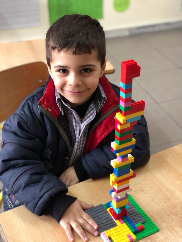 DawhaRobotics's tweet image. Reaching new heights with LEGOs! 🏗️🧱 Taking on the challenge of building a towering masterpiece, brick by brick. Who else loves the endless possibilities of LEGO creations? 🌟 
#LEGO #BuildingChallenge #EndlessCreativity

@soha_nj @HanaJoumaa @makdawhaschool