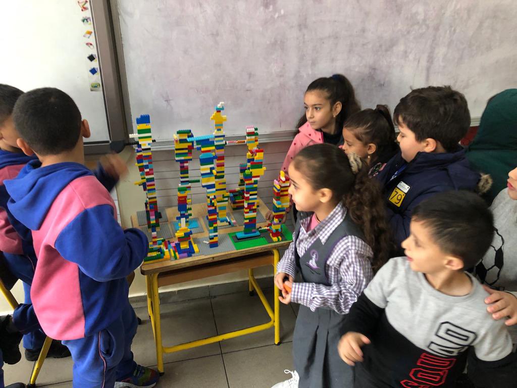 DawhaRobotics's tweet image. Reaching new heights with LEGOs! 🏗️🧱 Taking on the challenge of building a towering masterpiece, brick by brick. Who else loves the endless possibilities of LEGO creations? 🌟 
#LEGO #BuildingChallenge #EndlessCreativity

@soha_nj @HanaJoumaa @makdawhaschool