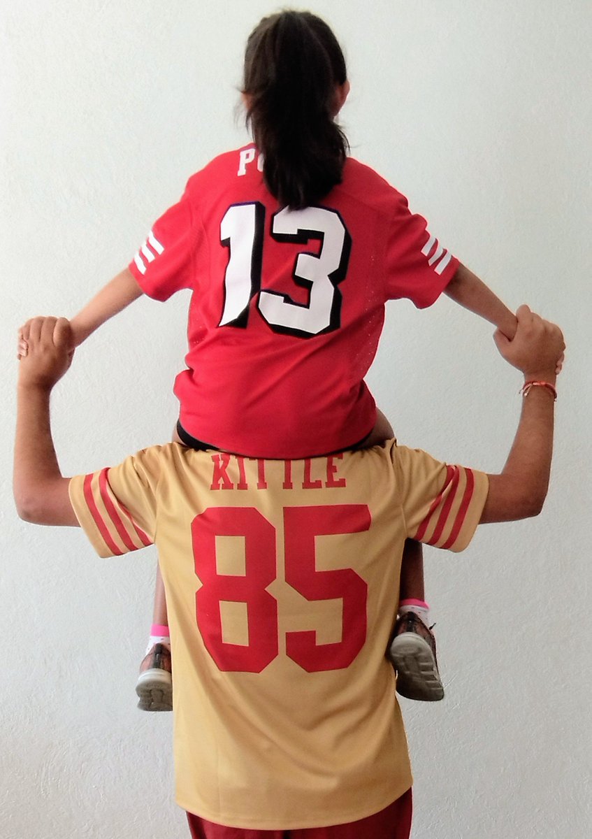 olmosmau's tweet photo. Ya listos para el pase al superbowl

#tupasecompleto https://t.co/MZprZ4pcfc