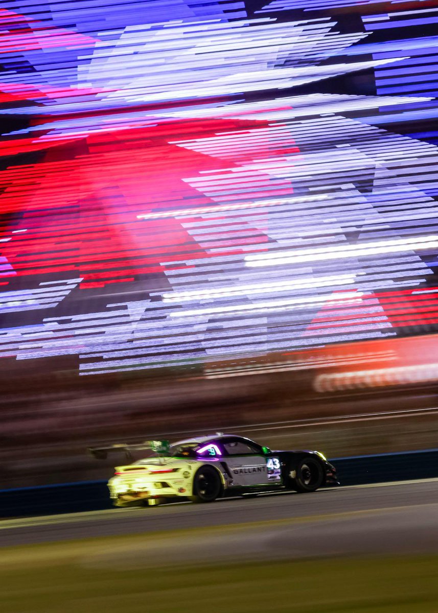 Rolex 24h ✔️  🇺🇸
We crossed the finish line of the #daytona24 on P9, thanks team for the great effort 🙏 

#Porsche #daytona #raceday #Rolex24