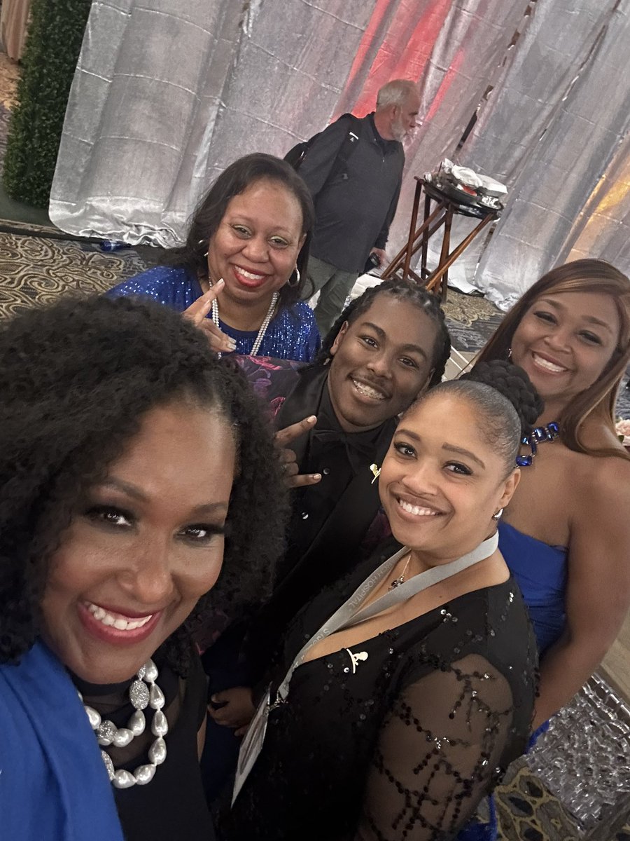 The REAL Dr. Dré tweet media