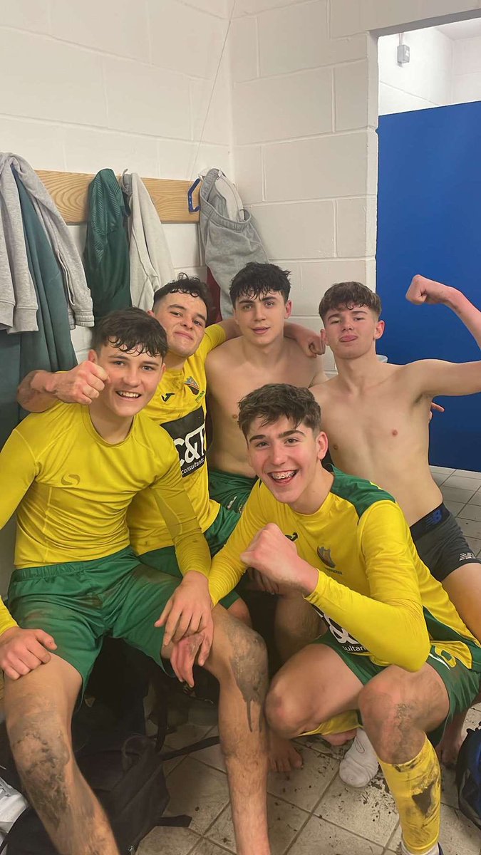 YnysYoof's tweet photo. ANOTHER DAY, ANOTHER WIN💛💚

Tezzas boys put a big shift in today to beat @CwmWanderersAFC for what will be our 13th win in a row. 

We rest up now as we return to Parc Afon Twrch next Sunday for a Cup clash. 

Team news🔜
@FcYnysygerwn | @YnysYoof 
#noonesstoppingus💛💚 https://t.co/cj3UYraURN