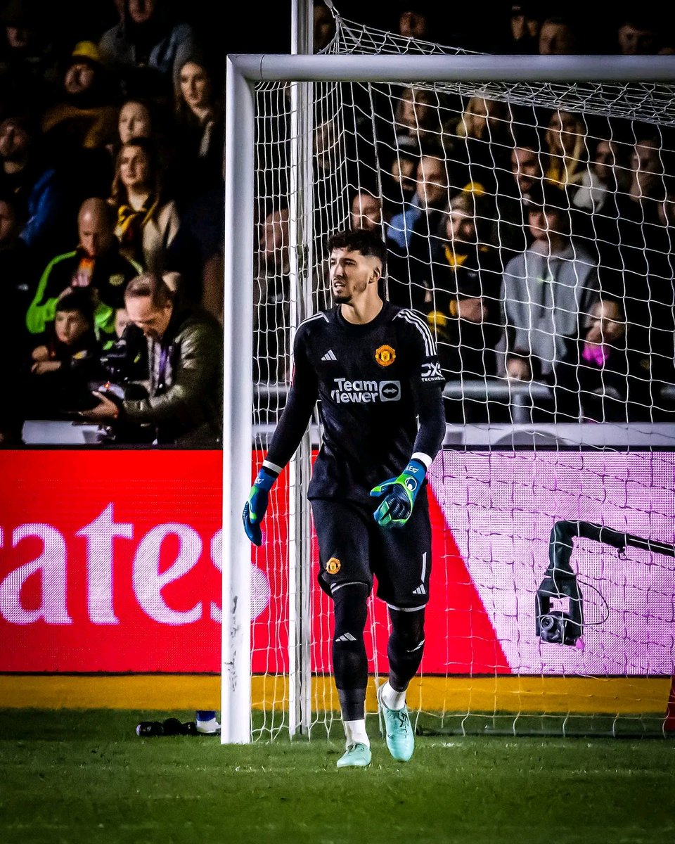 DNyeko's tweet image. @AltayBayindir_1  became the first Turkish player to play for Manchester United.  Altay Bayındır made a brilliant save &quot;De Gea esqe&quot; to deny Newport County from scoring  their third goal.
#MUFC #NPTMUN  #NPCMUN  #EmiratesFACup  #FACup