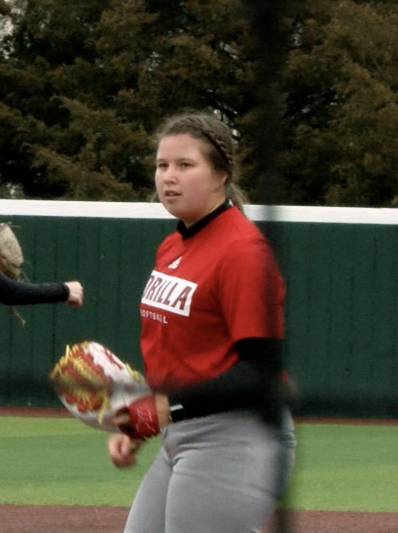 <a href="/Gorilla_SFB/">Pitt State Softball 🥎</a> has got a trio of local girls that are going to play major roles this year! 🥎

INF Heather Arnett (Frontenac)— .376 AVG, 62 H, 26 SB

C Ava Sarwinski (Grove)— At Crowder in 2023; 60 RBI’s, .996 FLD%

P Chelsea Beville (Seneca)— At Crowder in 2023; 17-7 rec, 230 K’s