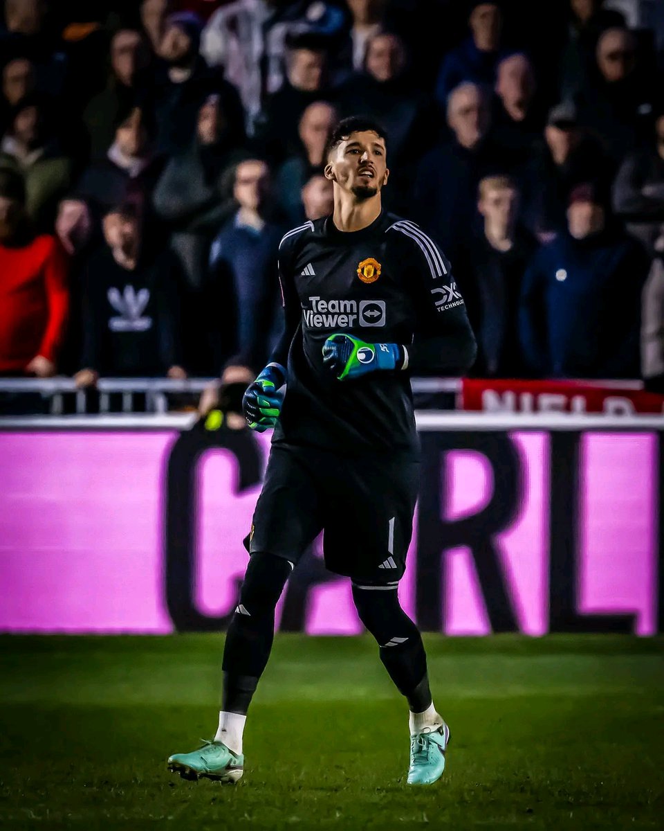 DNyeko's tweet image. @AltayBayindir_1  became the first Turkish player to play for Manchester United.  Altay Bayındır made a brilliant save &quot;De Gea esqe&quot; to deny Newport County from scoring  their third goal.
#MUFC #NPTMUN  #NPCMUN  #EmiratesFACup  #FACup