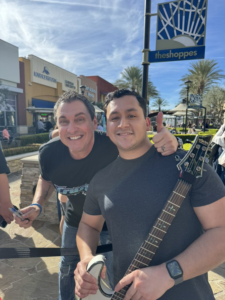 GerryTrevino_'s tweet photo. Well, that just happened. 🦔 @Crush40Johnny
#johnnygioeli #crush40 #junsenoue #sonic #sonicthehedgehog #sonicthehedgehog2 #ソニかつ #sonic2 #sonicadventure #sonicadventure2 #sonicheroes https://t.co/3Xsv7yfpMX