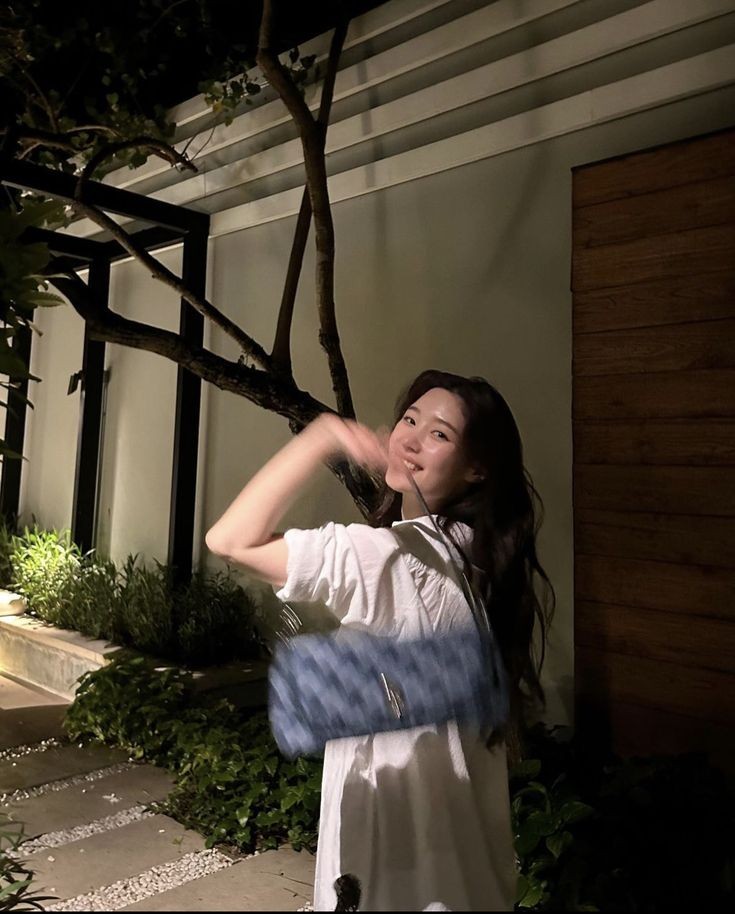 ㅤㅤ
ㅤㅤ
Ready to go banget gak sih ini, walaupun pagi buta di hari Senin pula.
ㅤㅤ
ㅤㅤㅤ