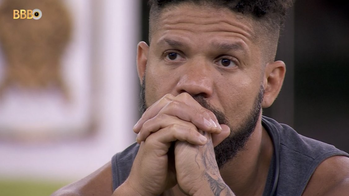bigbostbrasil's tweet photo. Juninho para Rodriguinho, Pitel e Wanessa: "Estamos com o pensamento alinhado de que o Davi irá sair" #BBB24 https://t.co/gwzo4k0Bt6