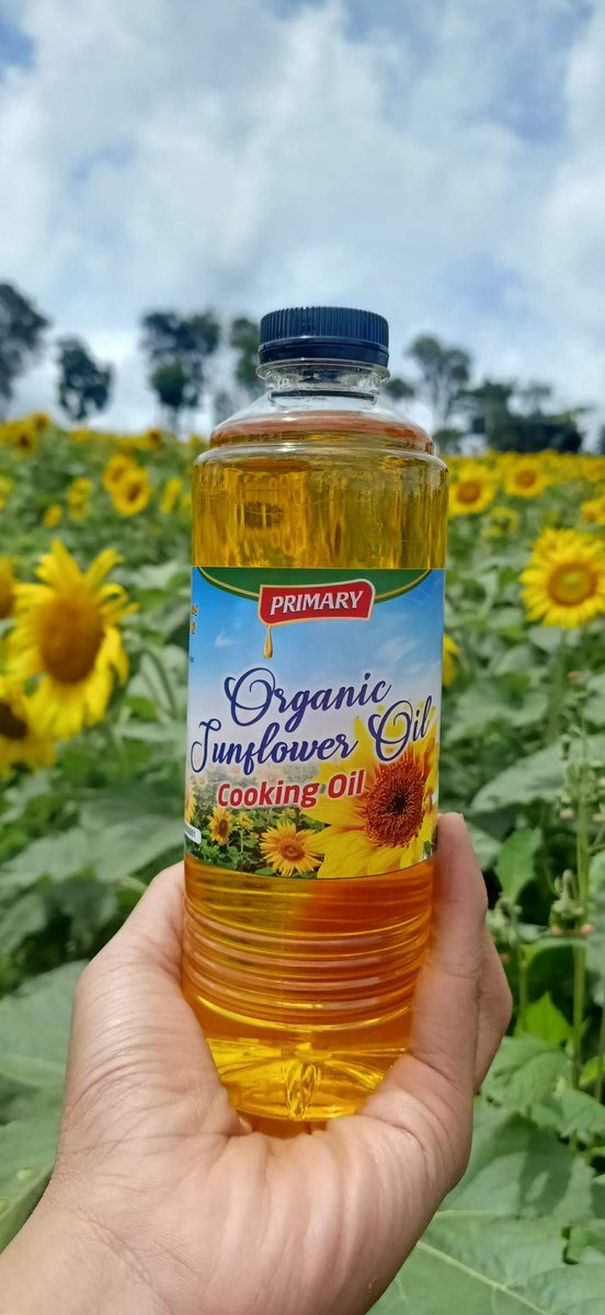 dandibudiman's tweet photo. 🌻 *Minyak Bunga Matahari*
🌻 *Dari Budidaya Kebun Sendiri*
75K per liter
Bandung

WA 087825228194
#sunflower 
#sunfloweroil 
#minyaknabati
#minyakbungamatahari https://t.co/Pg8xxeHYcU