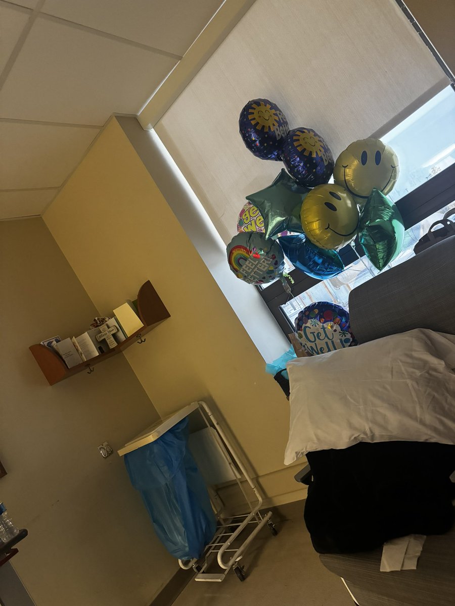 stephkashh's tweet image. I'll be back cooking soon 🙏 just keep me in yall prayers ❤️