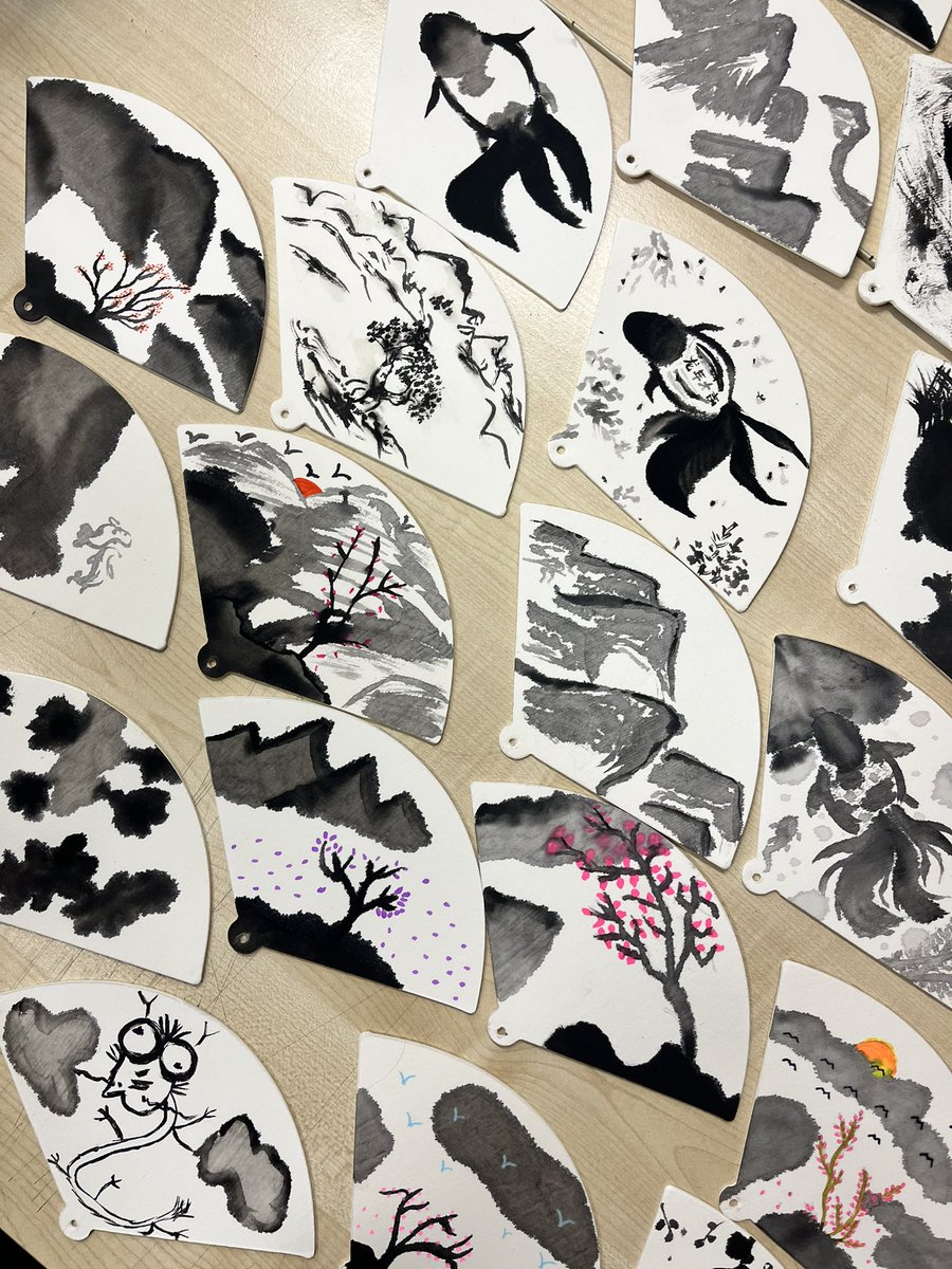 TsenIrene's tweet image. Cant wait to see the final outcome at the Chinese New Year assembly 🔥 #his_learning #CreativeMastery