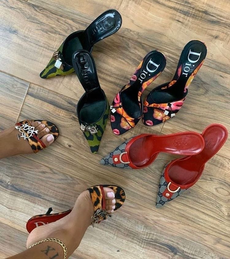 musesblueprint's tweet image. vintage tease ౨ৎ