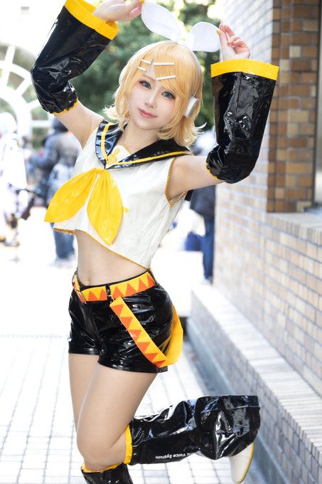 Twitterのコスプレ画像31