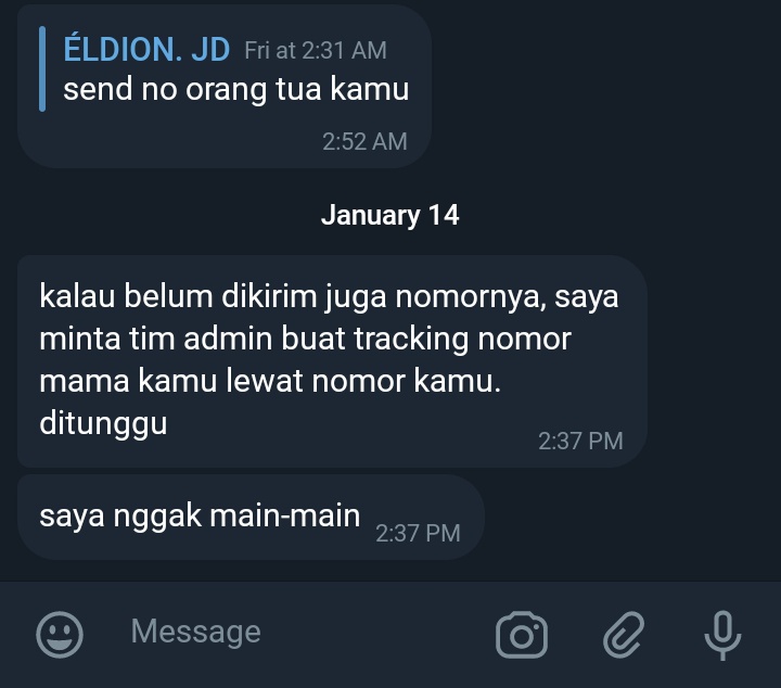 PLIS HELP ME!!!

gue kehilangan 5jt gegara penipu ini, plis baca sampe abis dan bantuin gue buat bikin jera si penipunya. dan semoga abis ini jangan ada korbannya lagi. TANDAIN NIH!! 
#zonauang