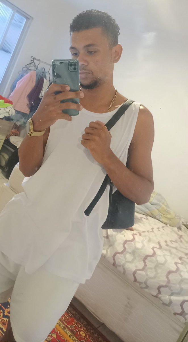 Novinho86240780's tweet photo. Parabéns pra mim 🥳 🥳 https://t.co/b5OykLqFAq